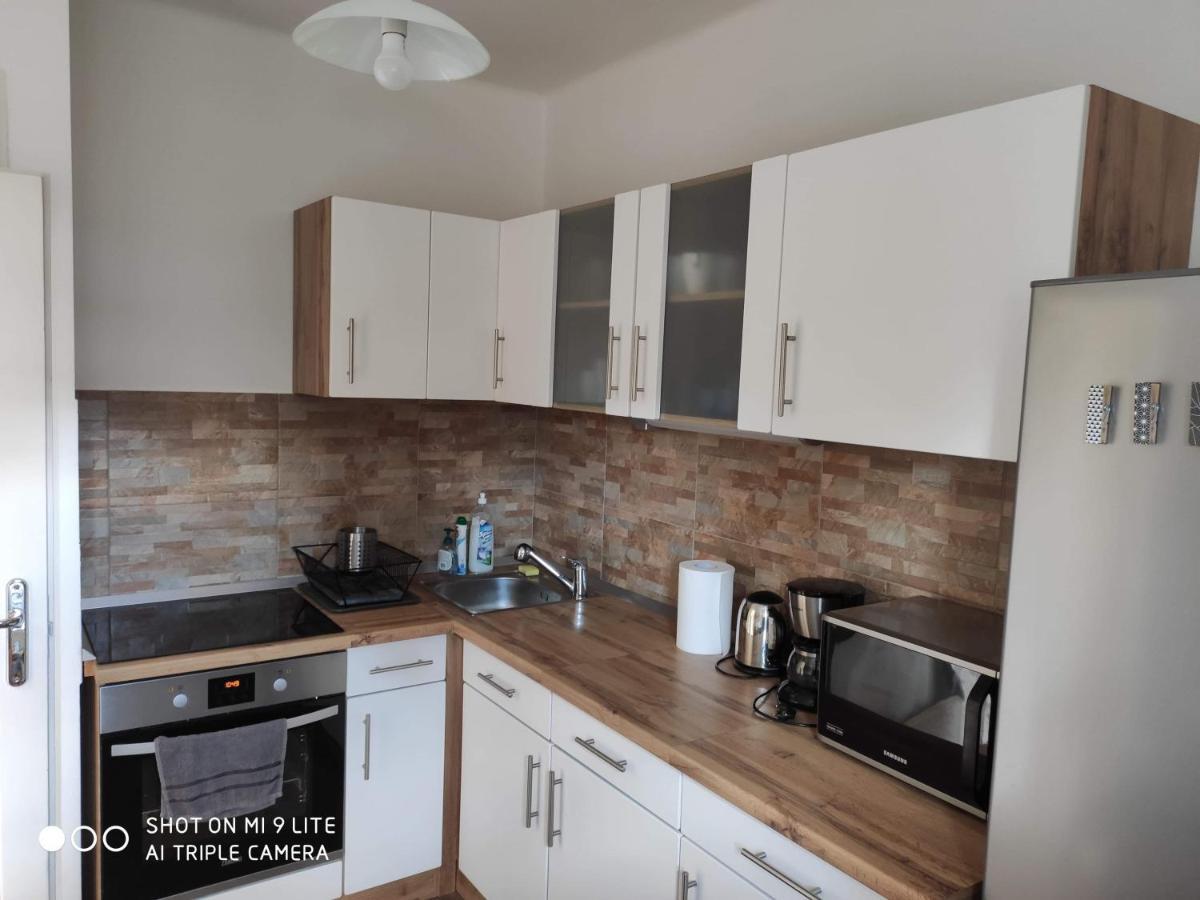 Alex Apartman Sopron Exteriör bild