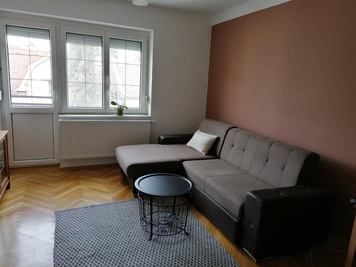 Alex Apartman Sopron Exteriör bild